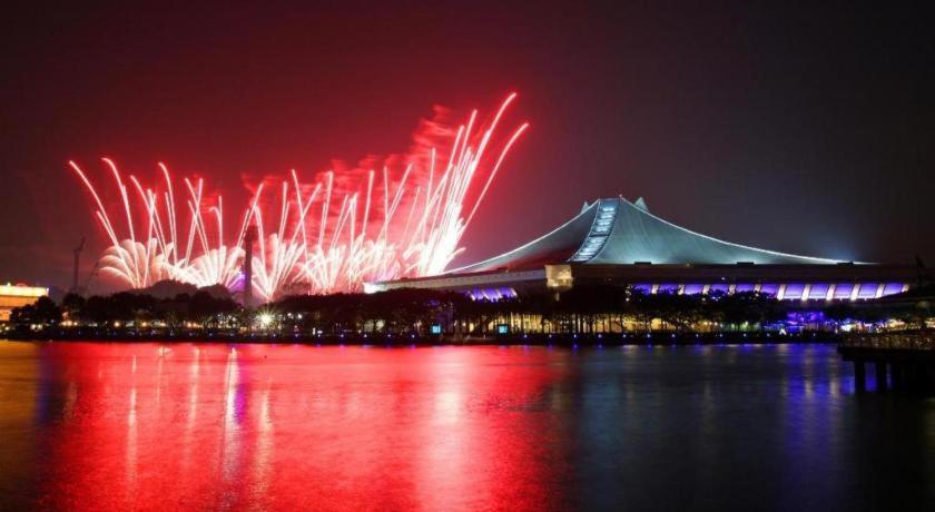 Jh * Singapore